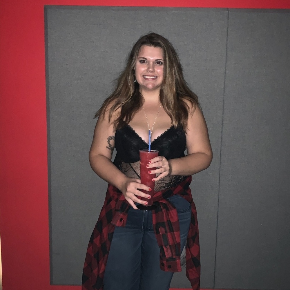Meet your Posher, Ariona